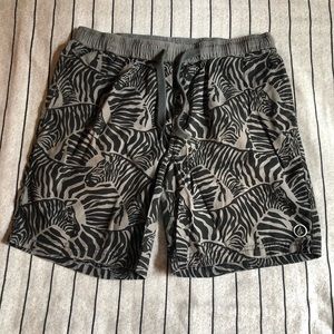 VOLCOM ZEBRA SHORTS SZ M